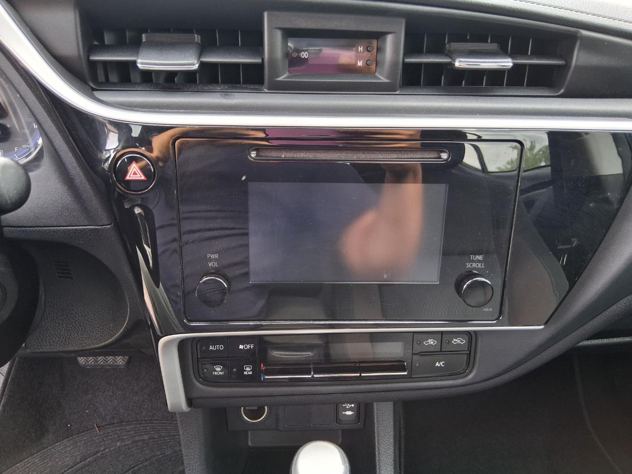 Toyota Corolla L CVT 2018