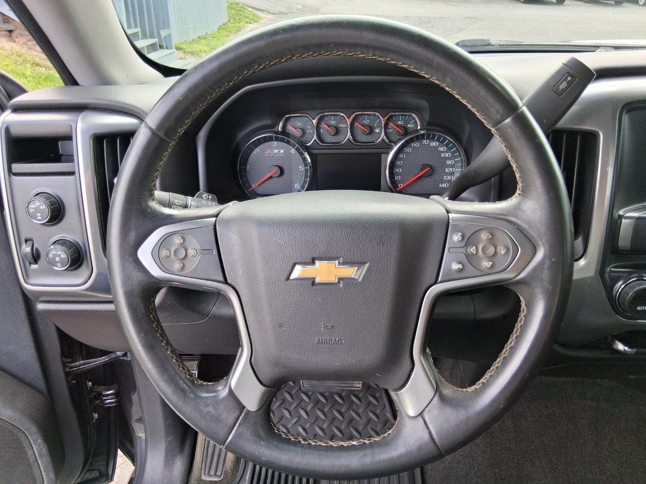Chevrolet Silverado 1500 LT Crew Cab Long Box 4WD 2016