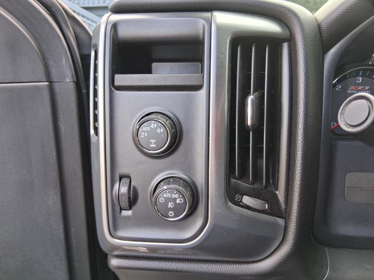 Chevrolet Silverado 1500 LT Crew Cab Long Box 4WD 2016