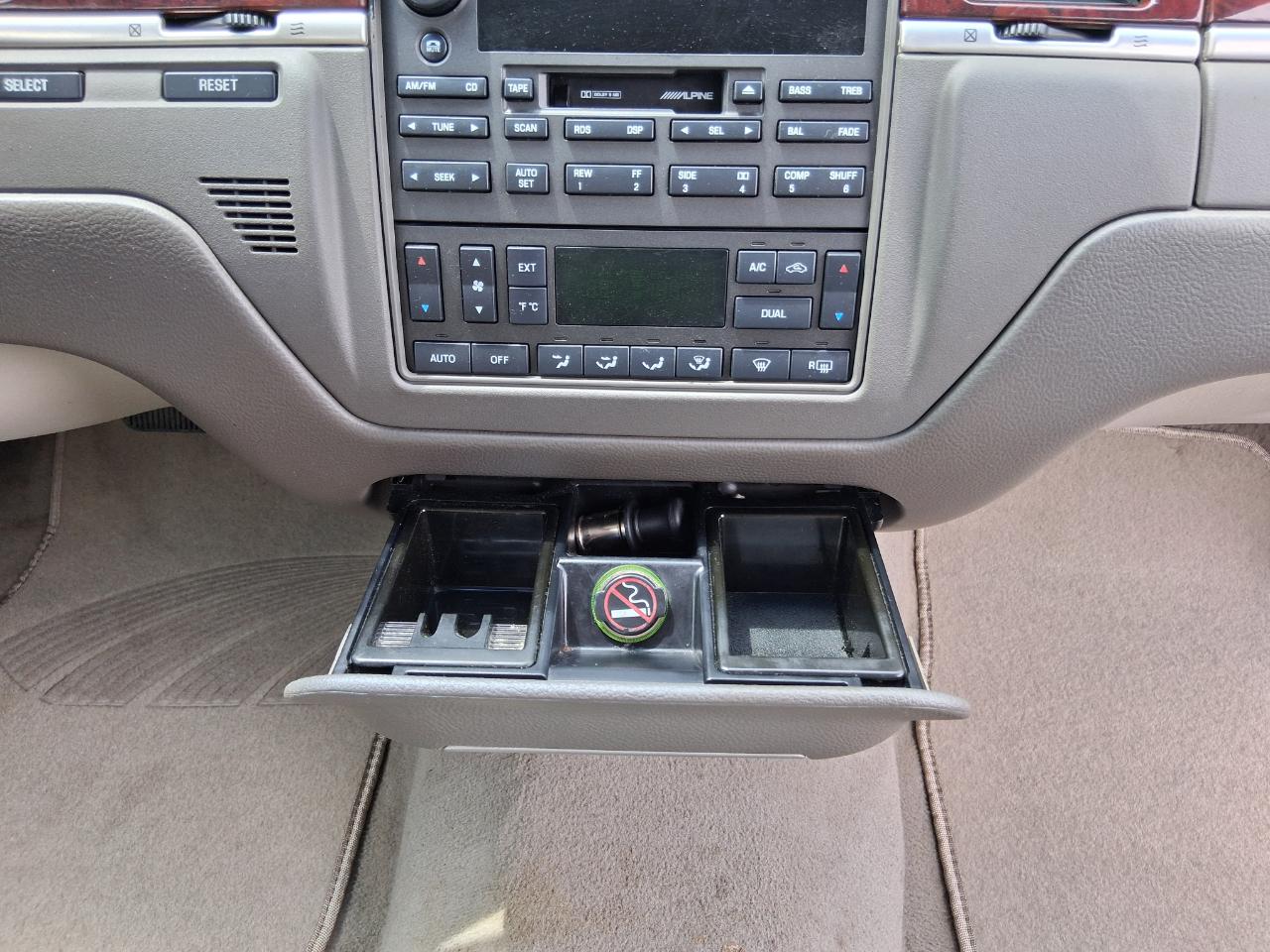 Lincoln Town Car Signature 2003