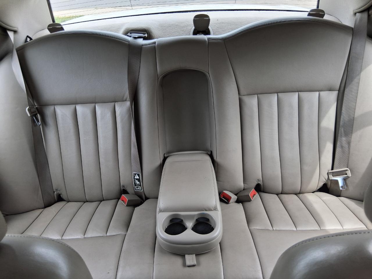 Lincoln Town Car Signature 2003