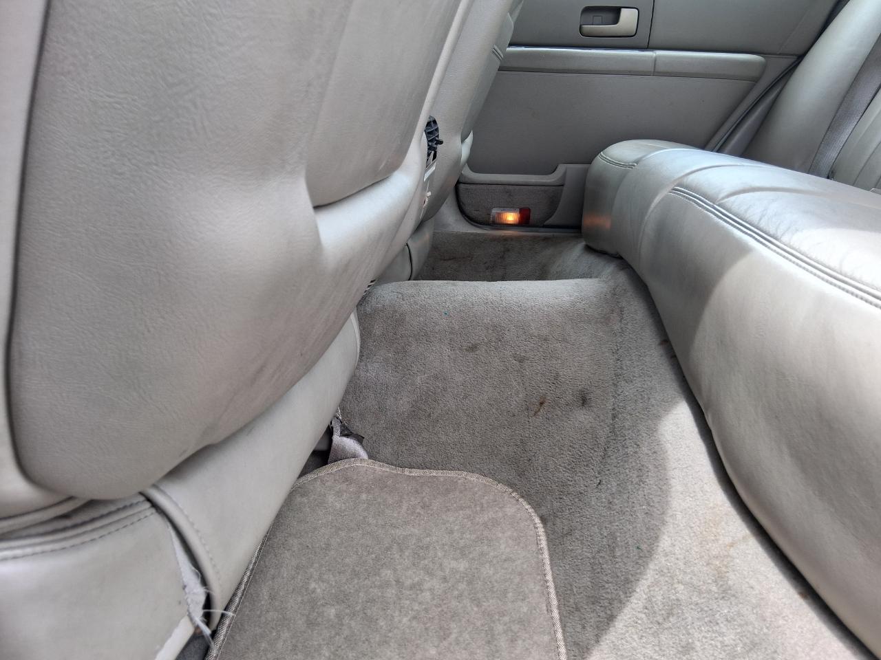 Lincoln Town Car Signature 2003