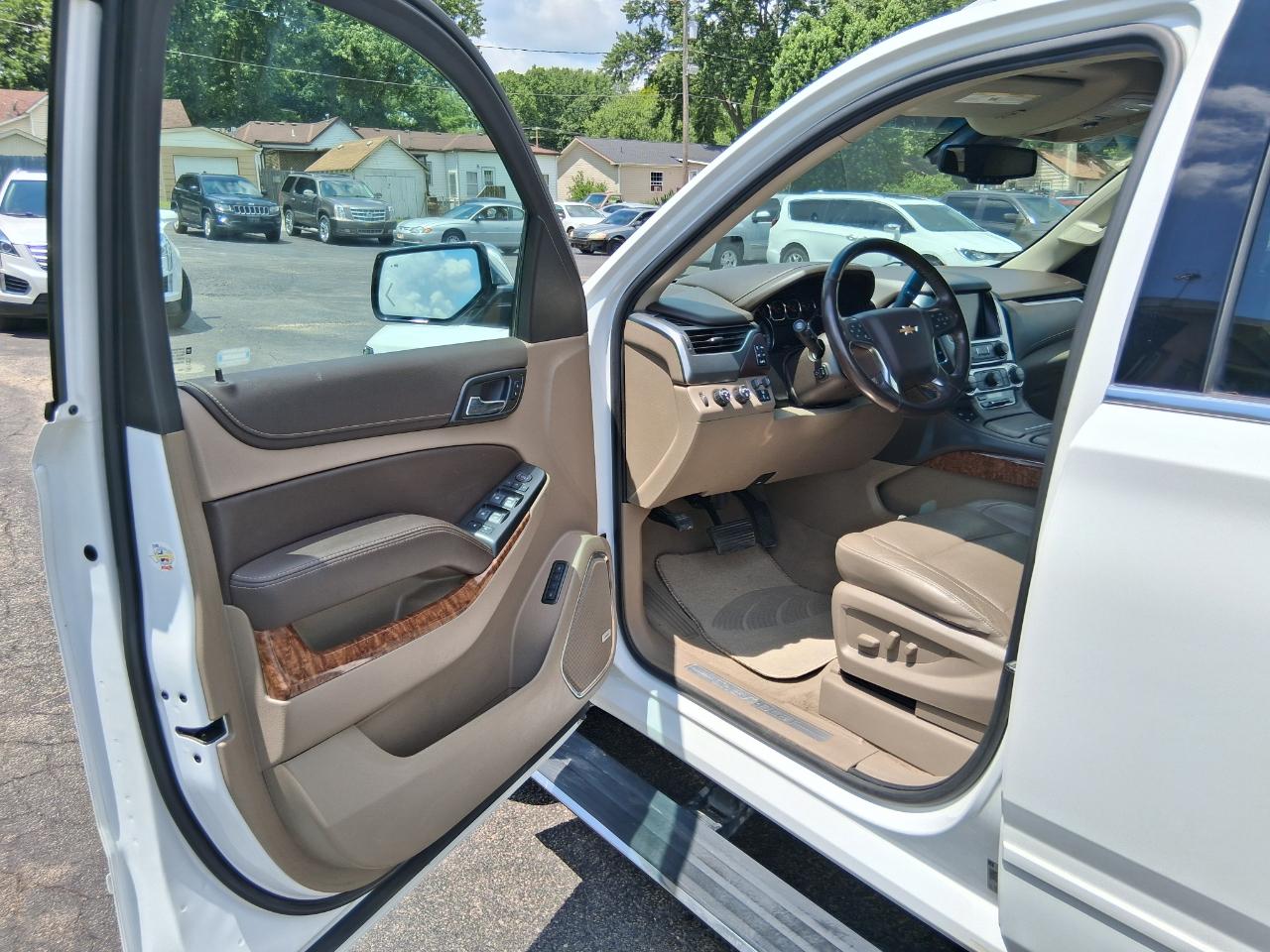 Chevrolet Suburban Premier 4WD 2019