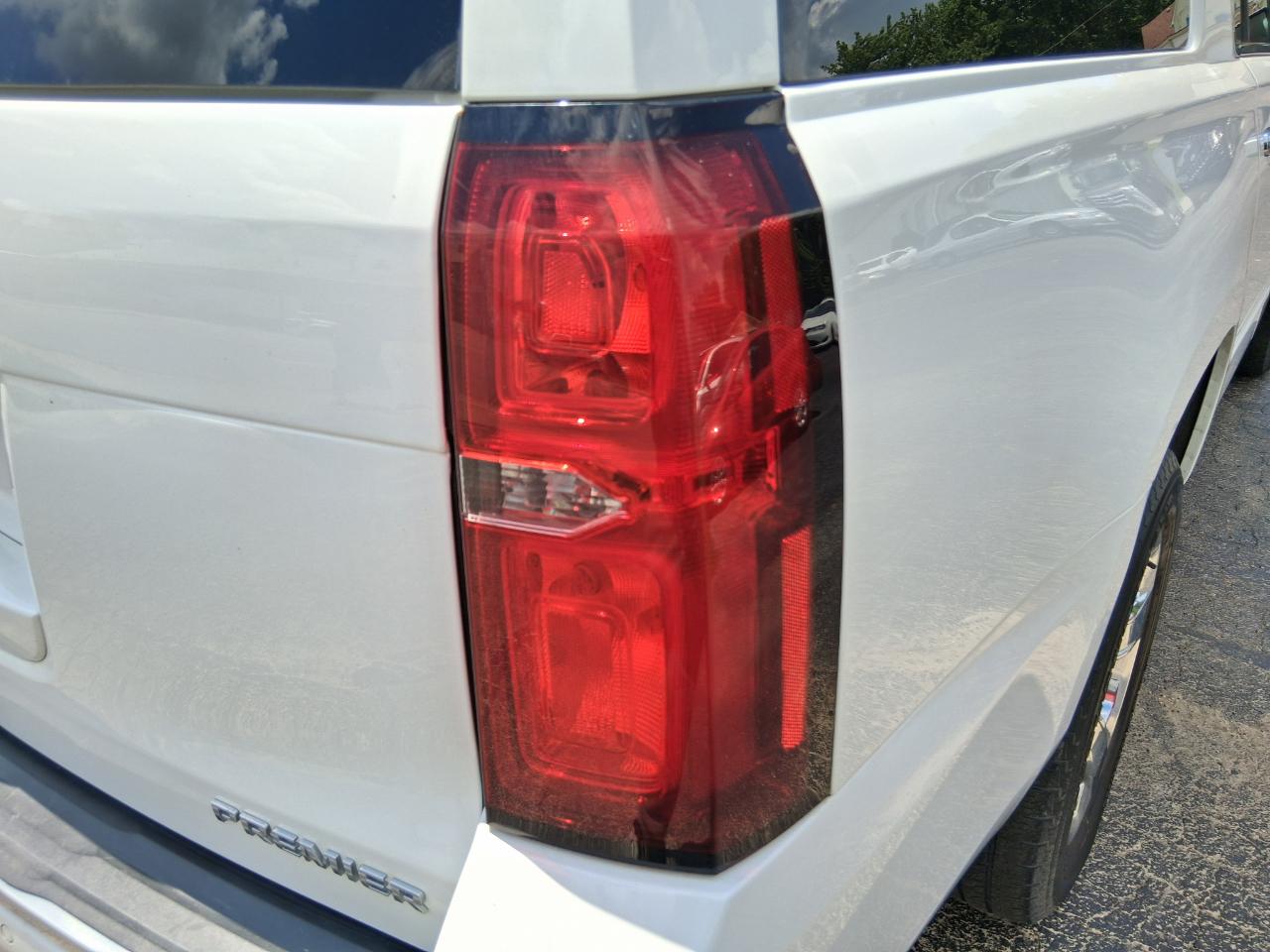 Chevrolet Suburban Premier 4WD 2019