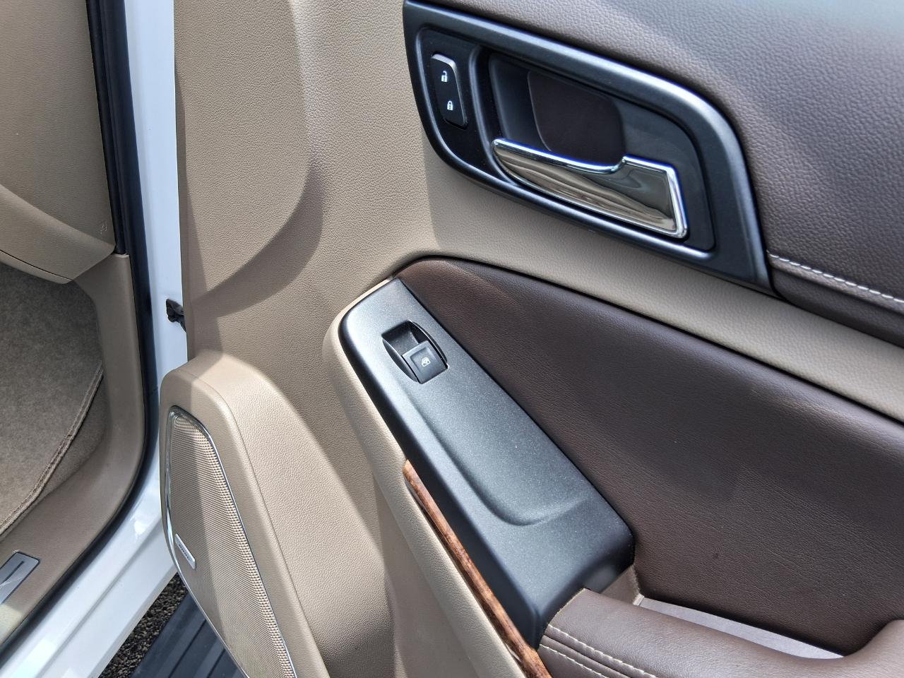Chevrolet Suburban Premier 4WD 2019