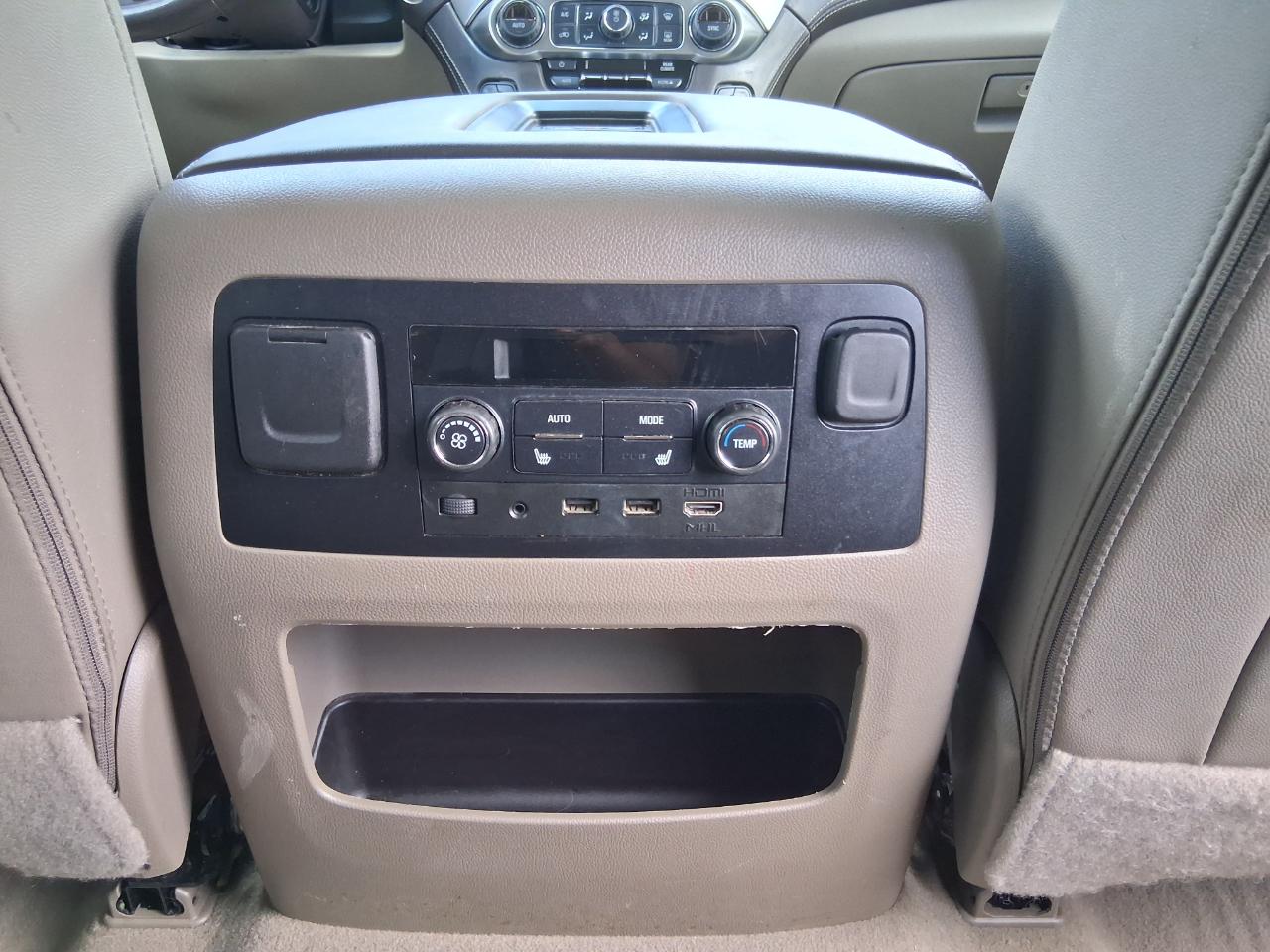 Chevrolet Suburban Premier 4WD 2019