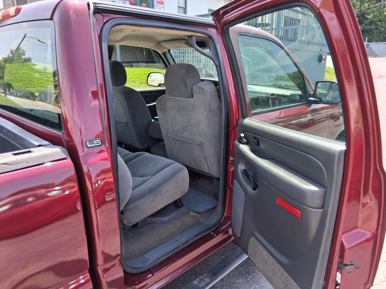 Chevrolet Silverado 1500 LT Crew Cab 4WD 2005