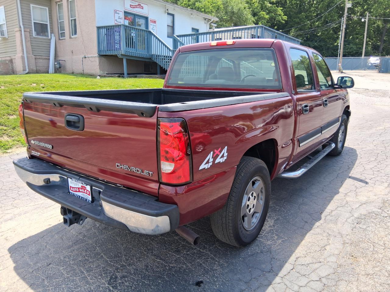 Chevrolet Silverado 1500 LT Crew Cab 4WD 2005