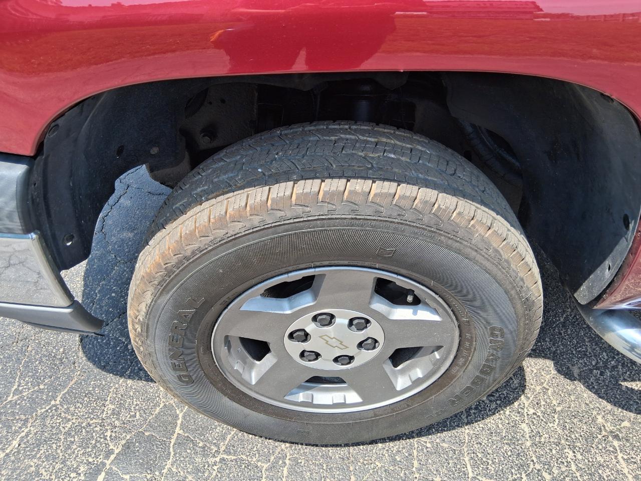 Chevrolet Silverado 1500 LT Crew Cab 4WD 2005