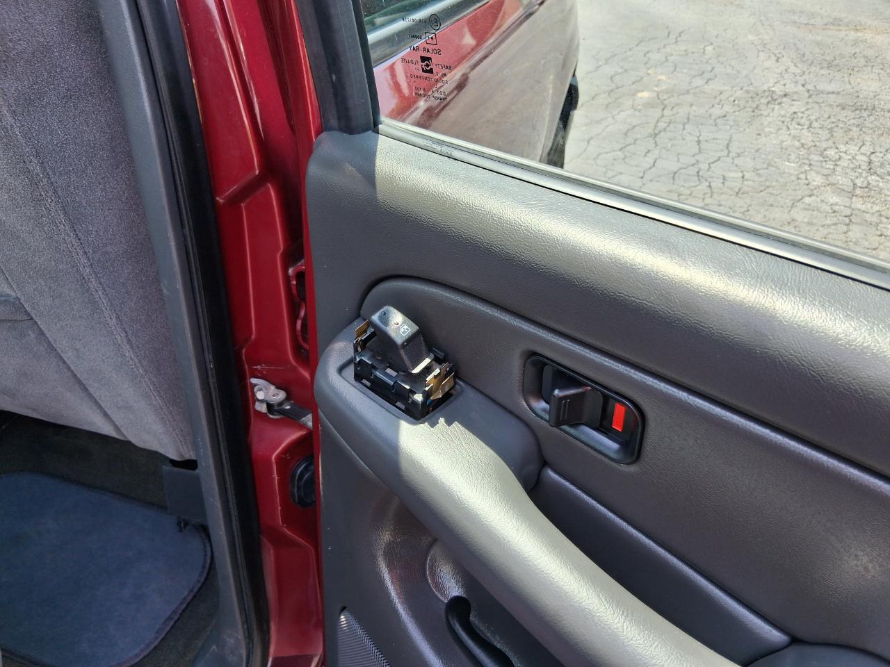 Chevrolet Silverado 1500 LT Crew Cab 4WD 2005