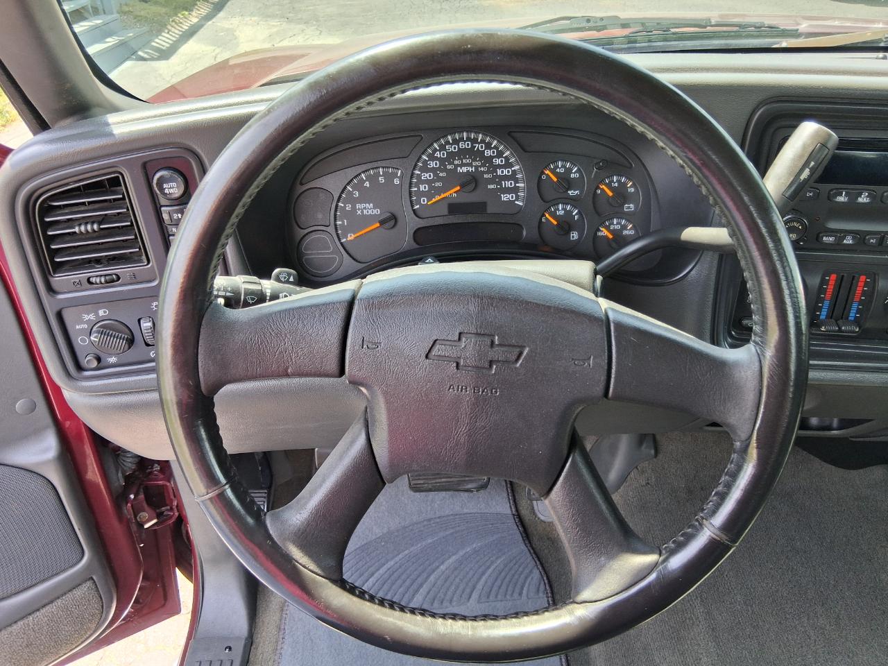 Chevrolet Silverado 1500 LT Crew Cab 4WD 2005