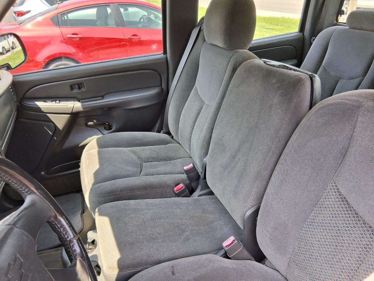 Chevrolet Silverado 1500 LT Crew Cab 4WD 2005