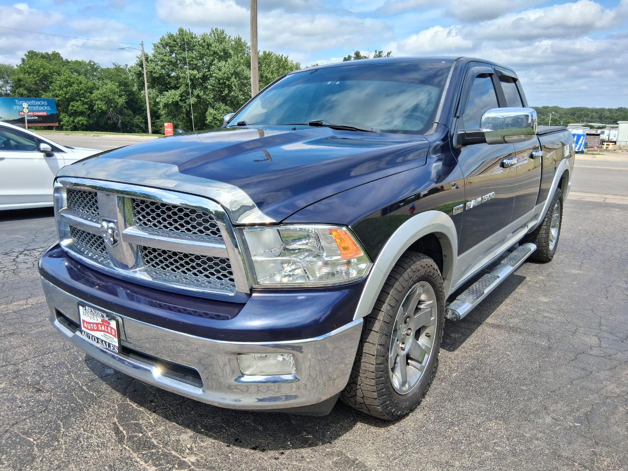RAM 1500 Laramie Quad Cab 4WD 2012