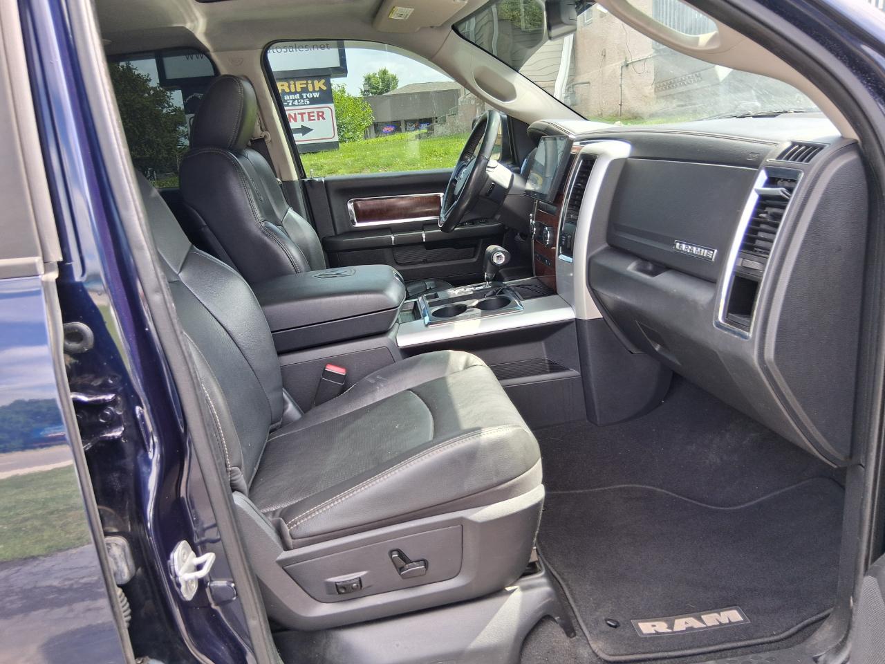 RAM 1500 Laramie Quad Cab 4WD 2012