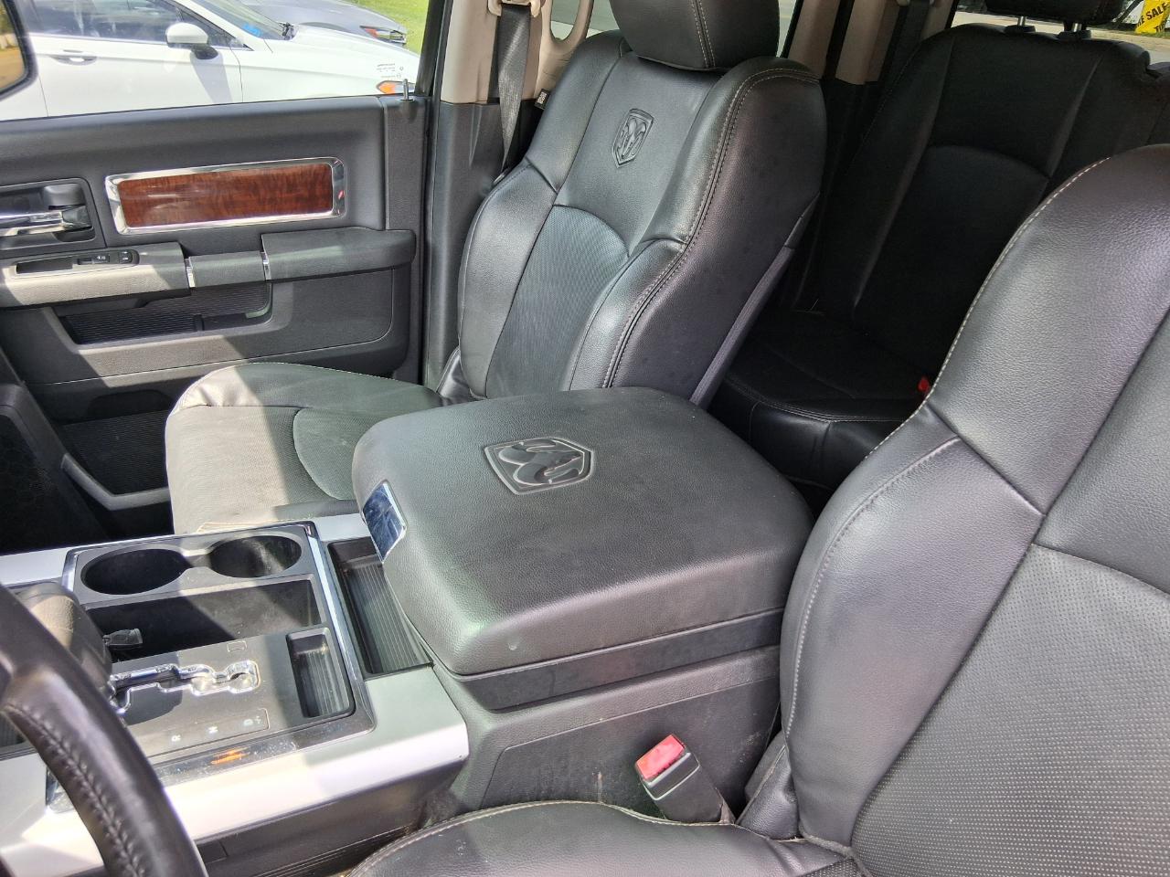 RAM 1500 Laramie Quad Cab 4WD 2012