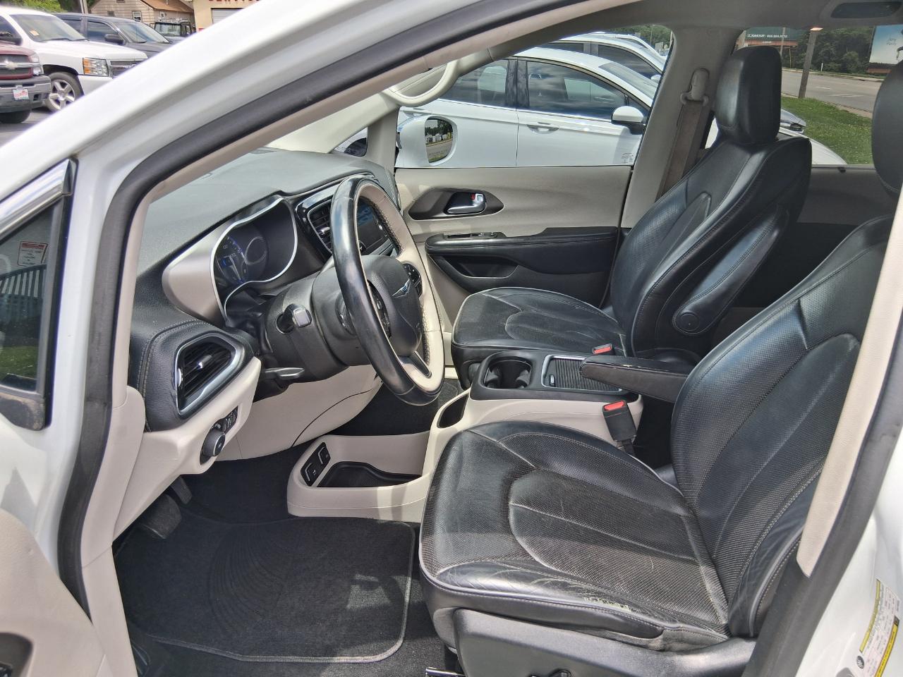 Chrysler Pacifica Limited 2018