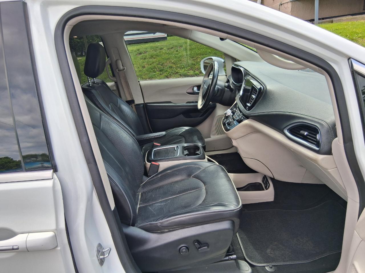 Chrysler Pacifica Limited 2018