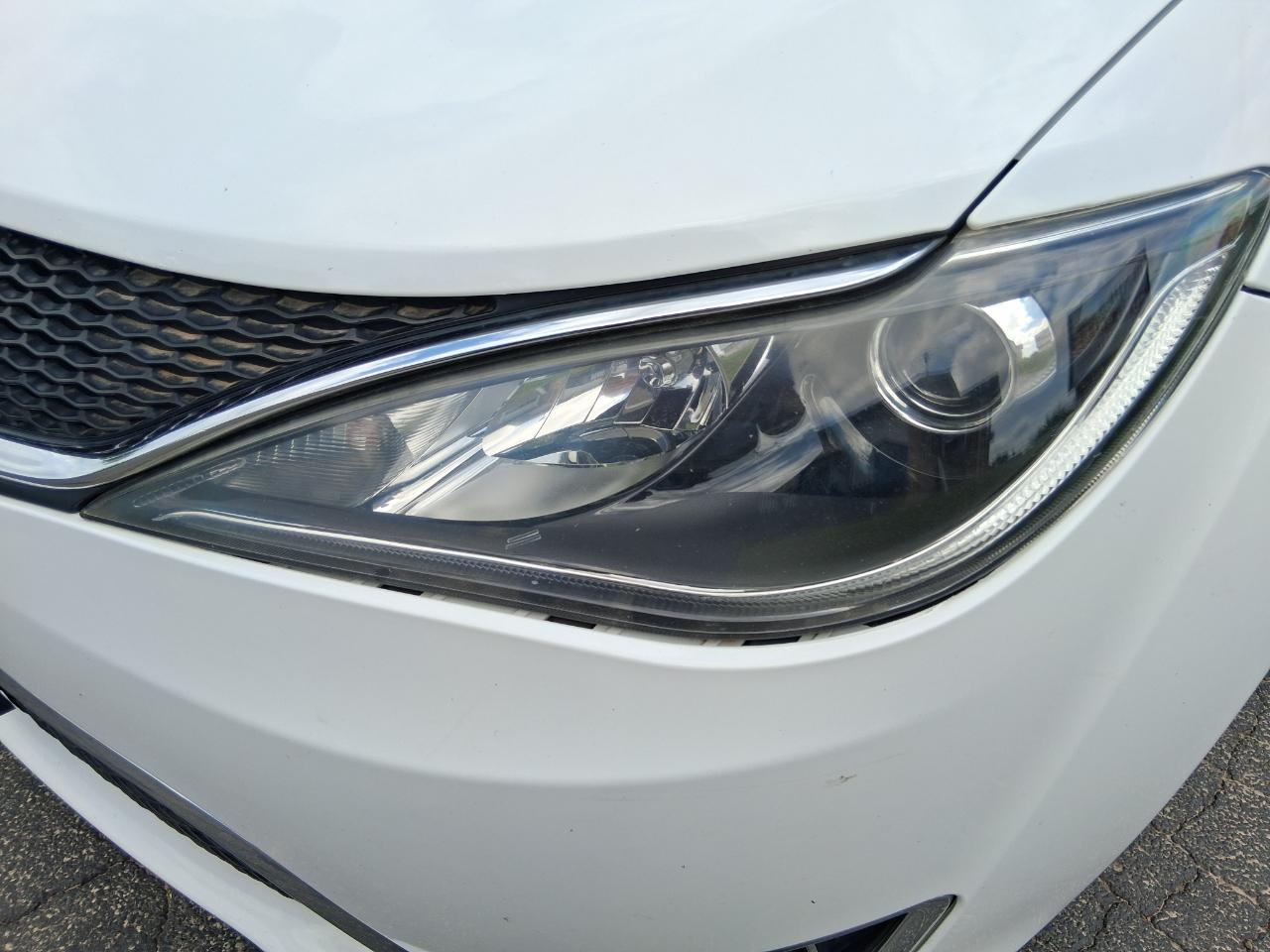 Chrysler Pacifica Limited 2018