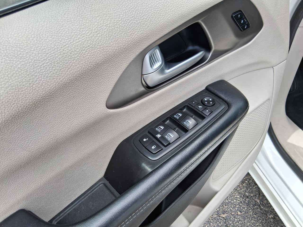 Chrysler Pacifica Limited 2018