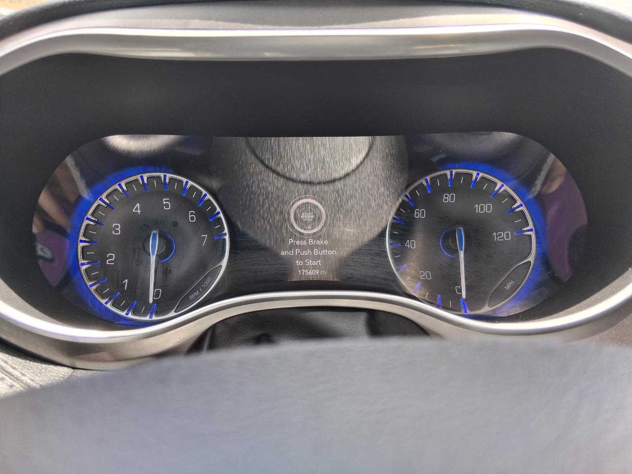 Chrysler Pacifica Limited 2018