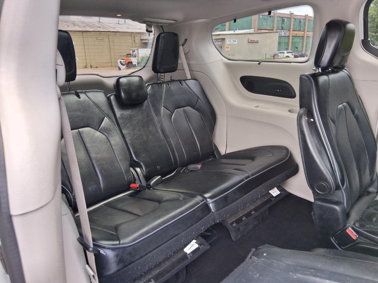 Chrysler Pacifica Limited 2018