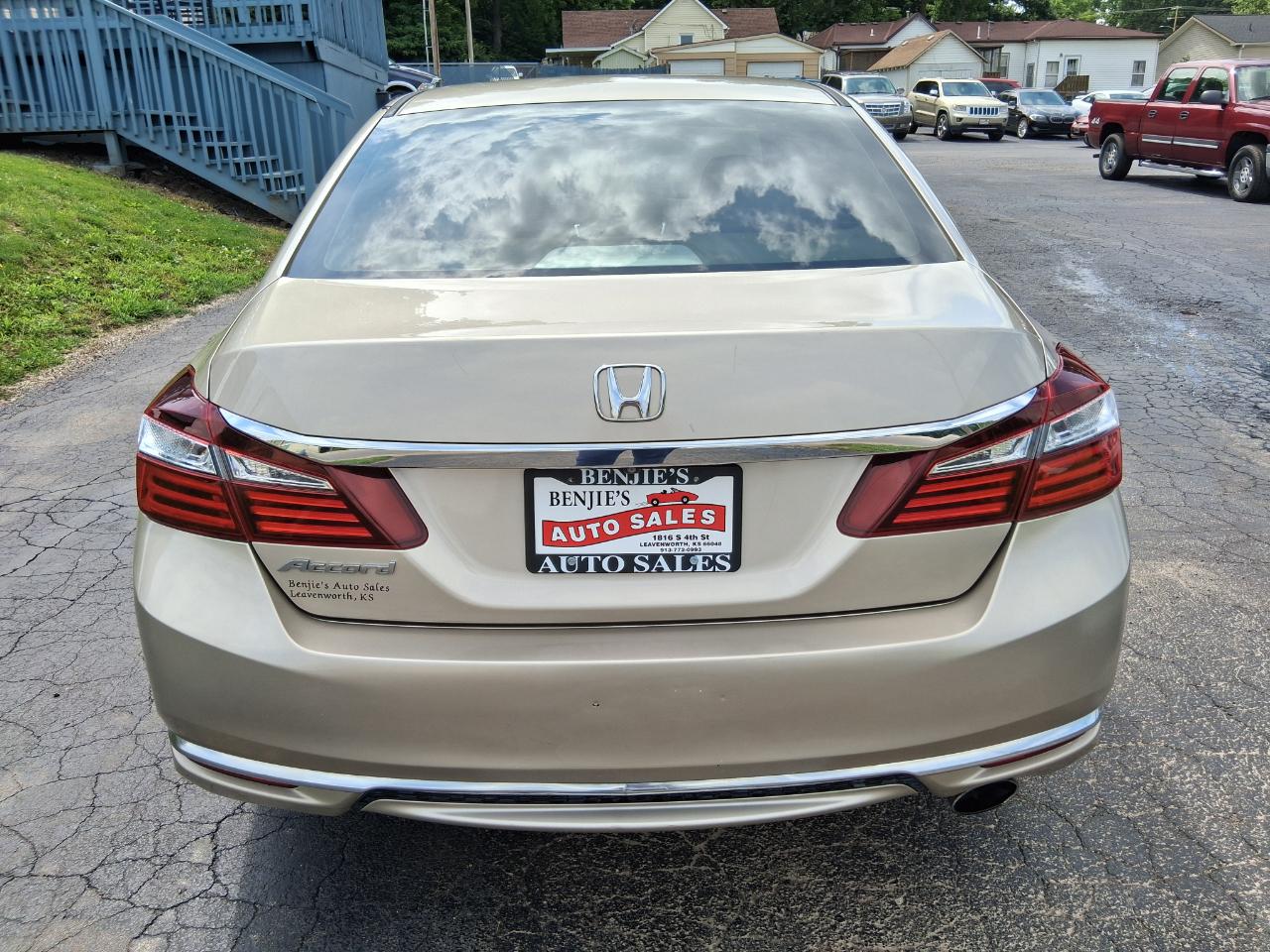 Honda Accord LX Sedan CVT 2016