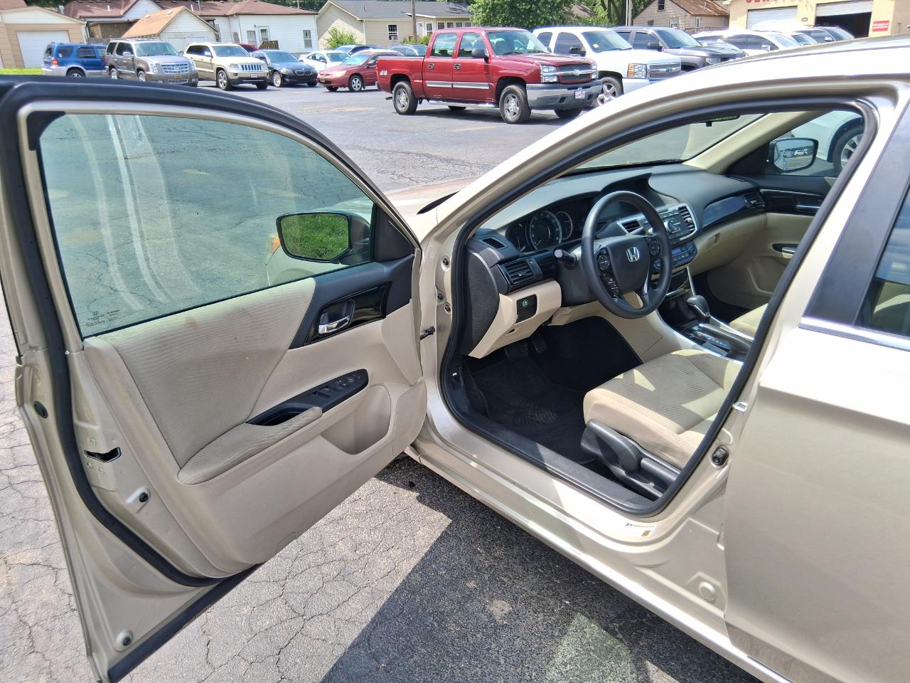 Honda Accord LX Sedan CVT 2016