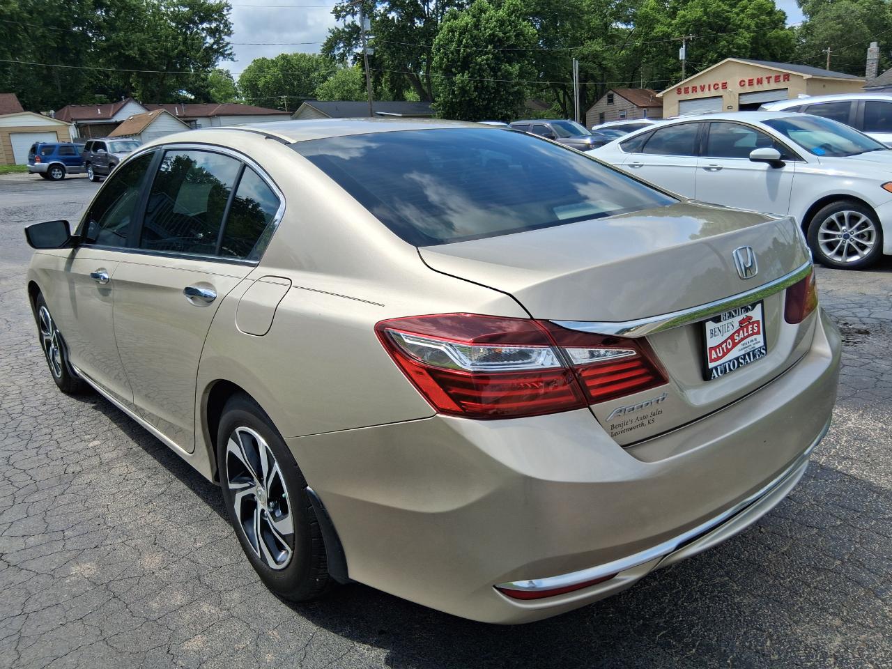 Honda Accord LX Sedan CVT 2016
