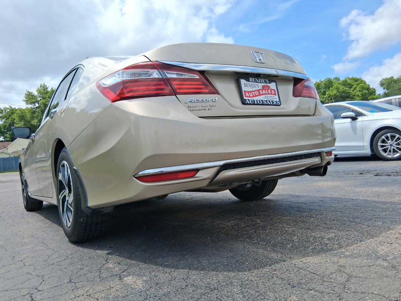 Honda Accord LX Sedan CVT 2016