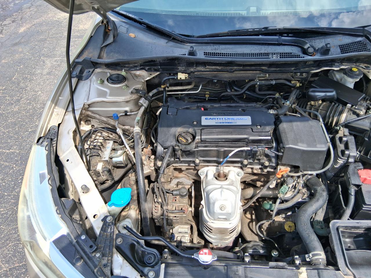 Honda Accord LX Sedan CVT 2016