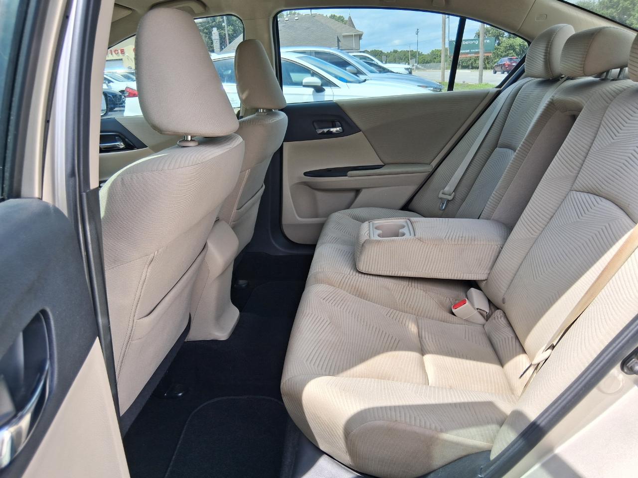 Honda Accord LX Sedan CVT 2016
