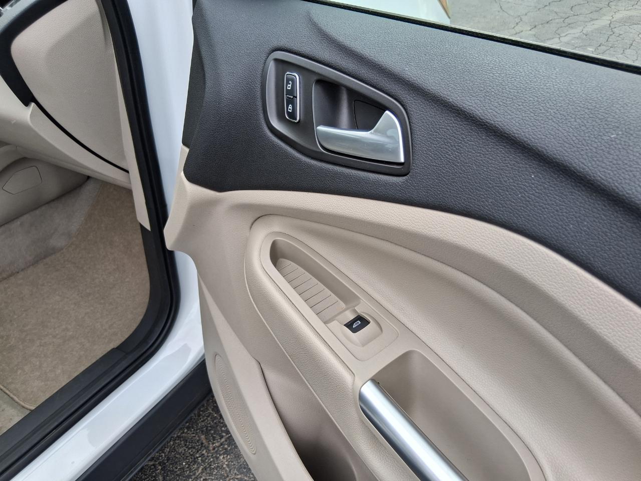 Ford Escape SE 4WD 2016