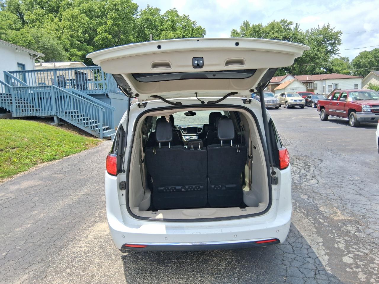 Chrysler Pacifica Limited 2018