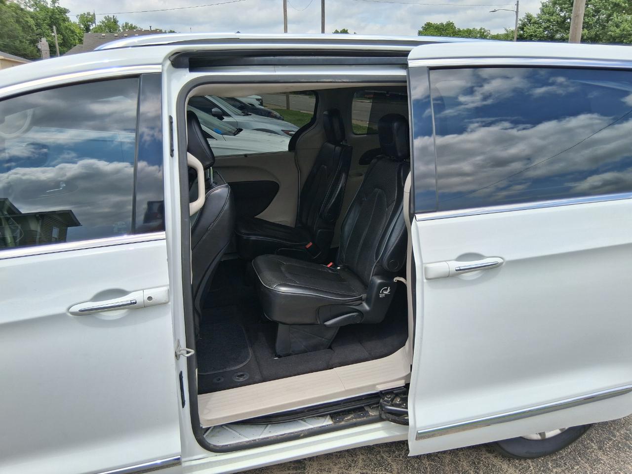 Chrysler Pacifica Limited 2018