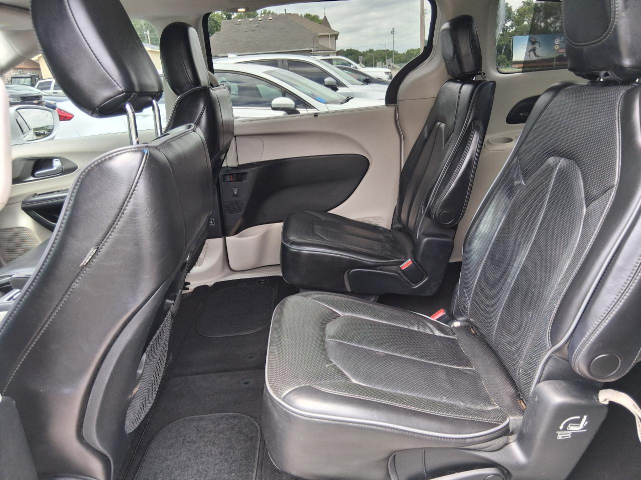 Chrysler Pacifica Limited 2018