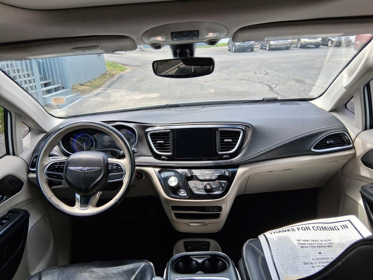 Chrysler Pacifica Limited 2018