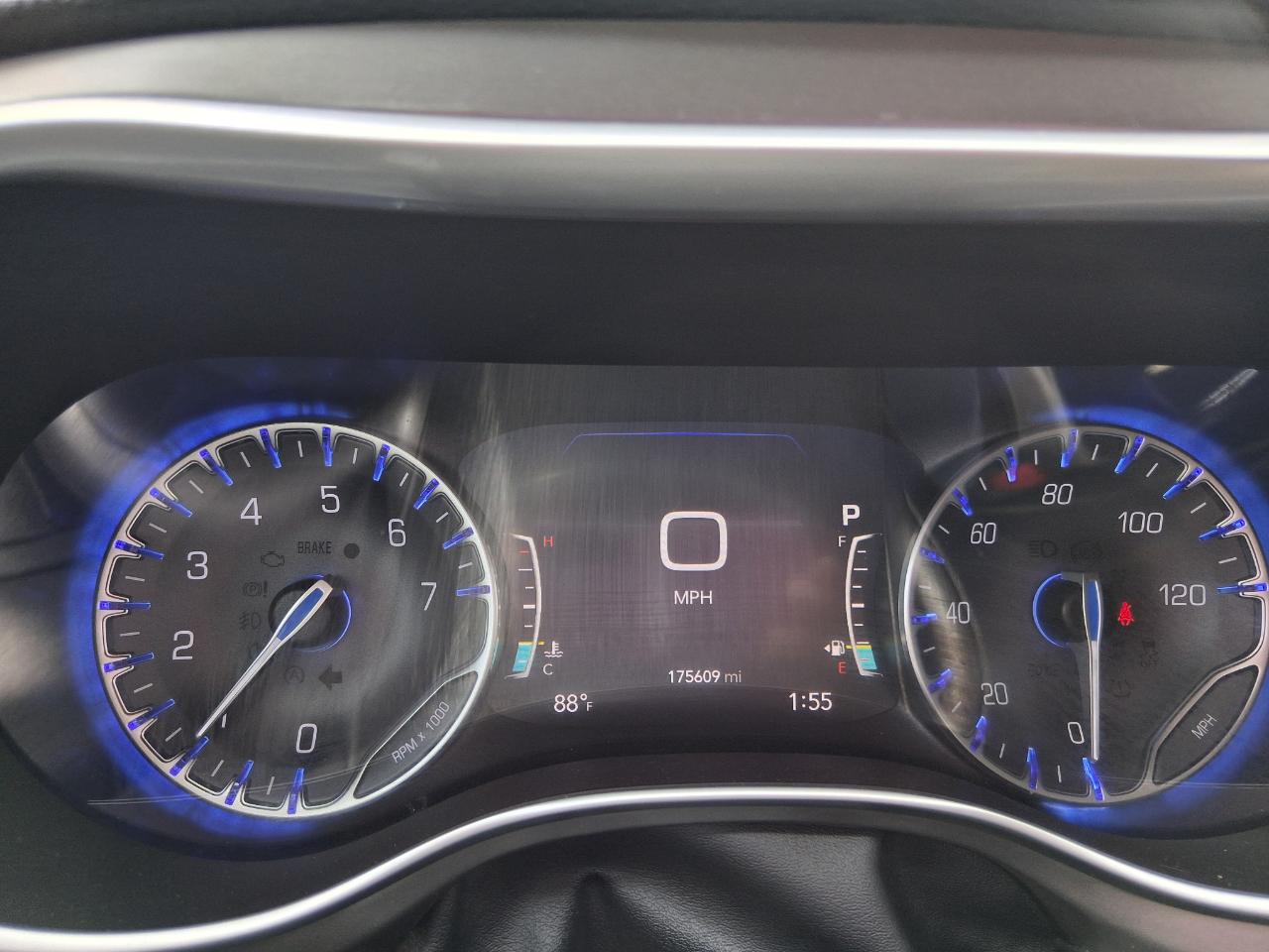 Chrysler Pacifica Limited 2018