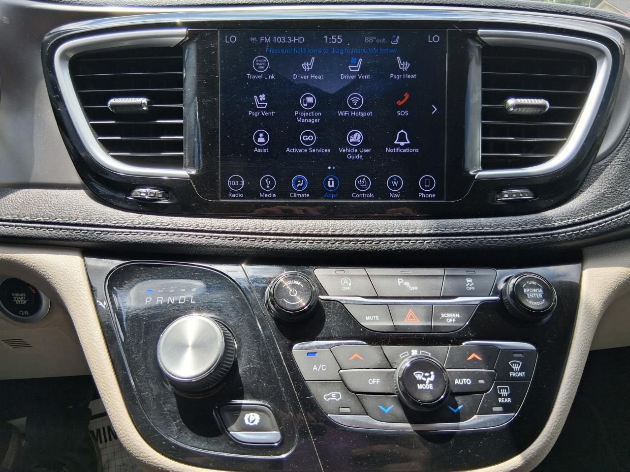 Chrysler Pacifica Limited 2018
