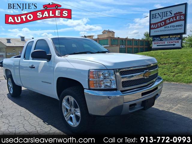 White 2013 Chevrolet Silverado 1500 Pickup Truck Four-Wheel Drive Automatic
