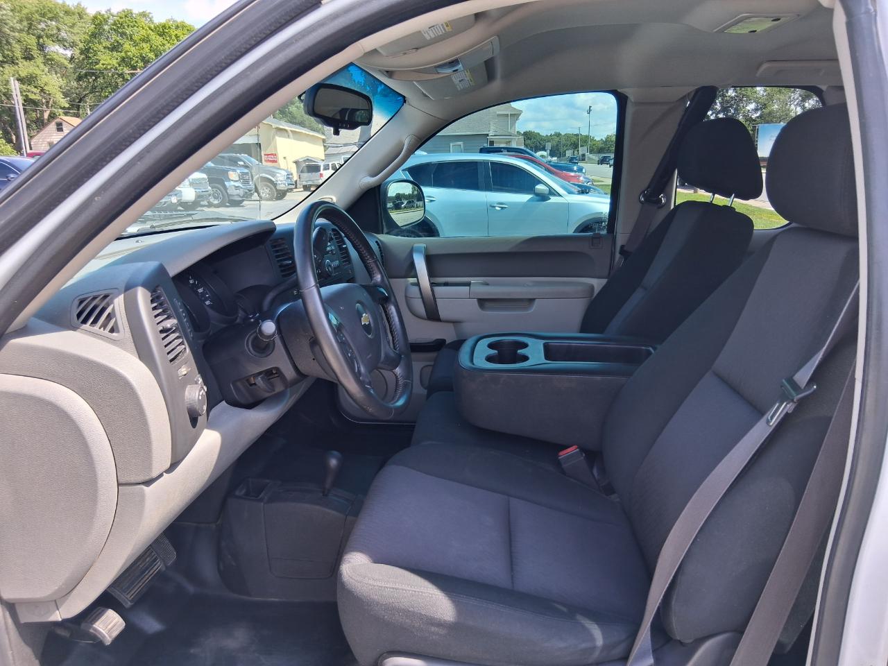 Chevrolet Silverado 1500 Work Truck Ext. Cab 4WD 2013