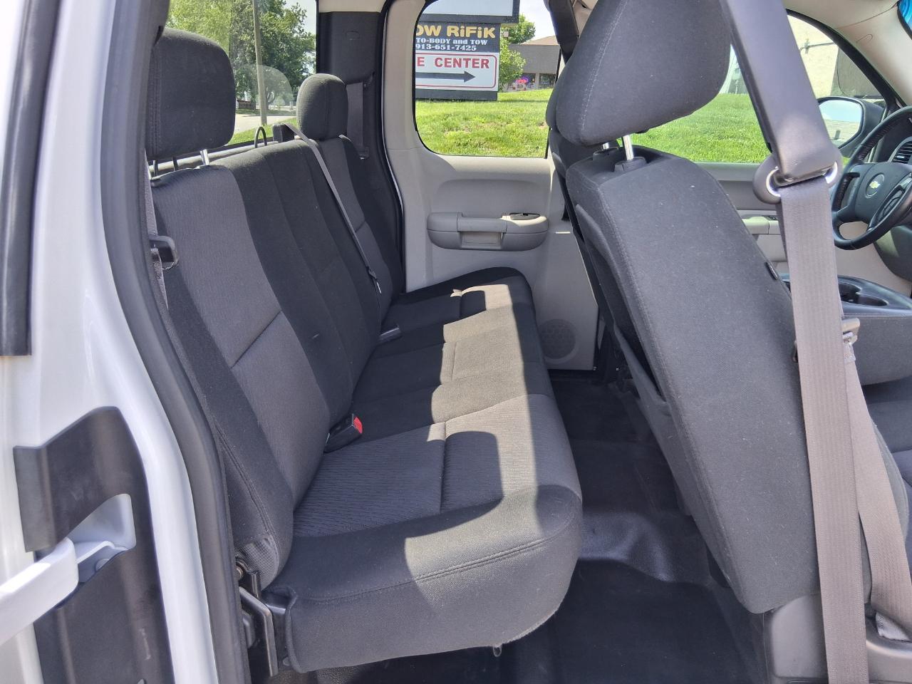 Chevrolet Silverado 1500 Work Truck Ext. Cab 4WD 2013