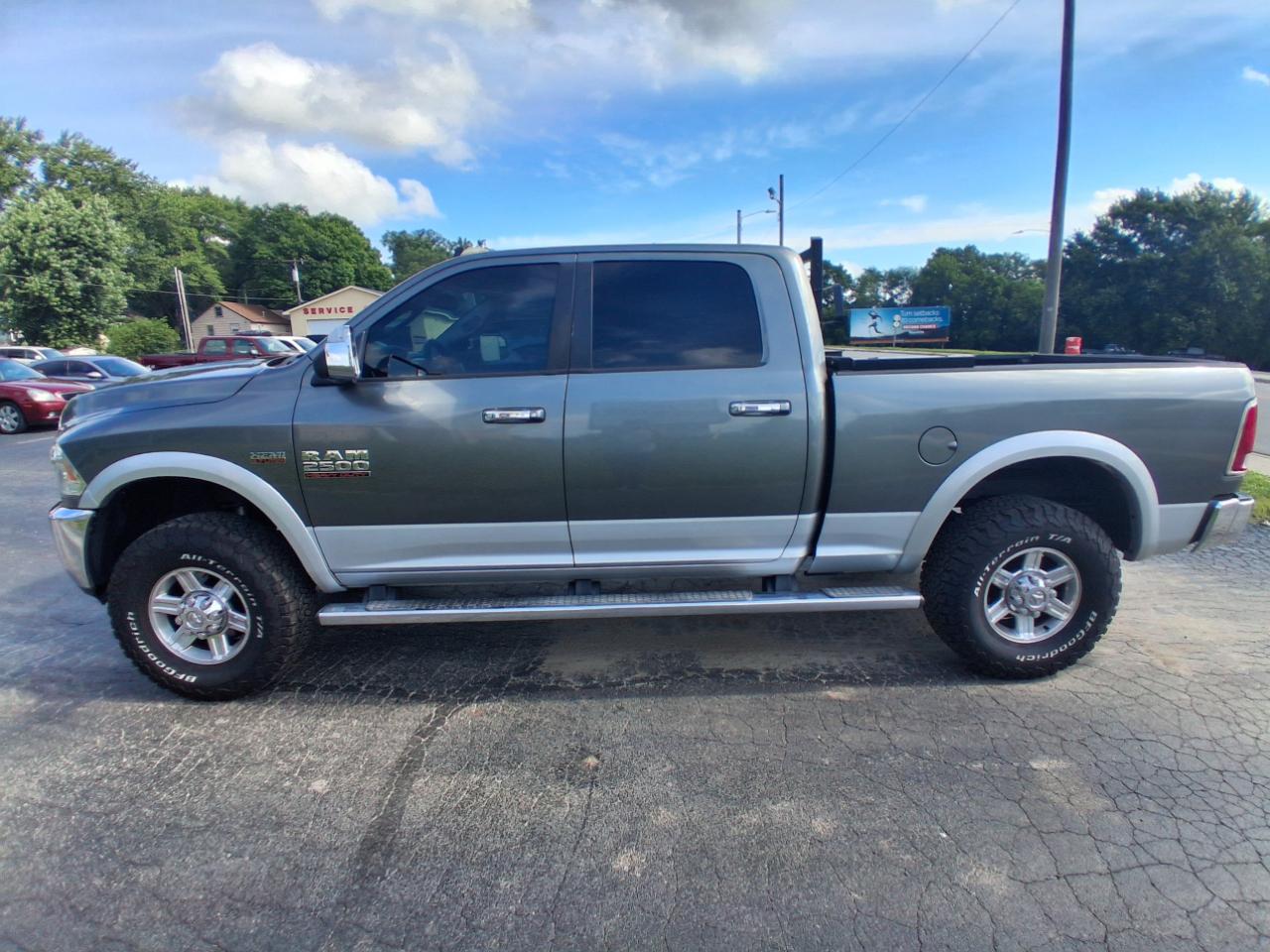 RAM 2500 Laramie Crew Cab SWB 4WD 2013