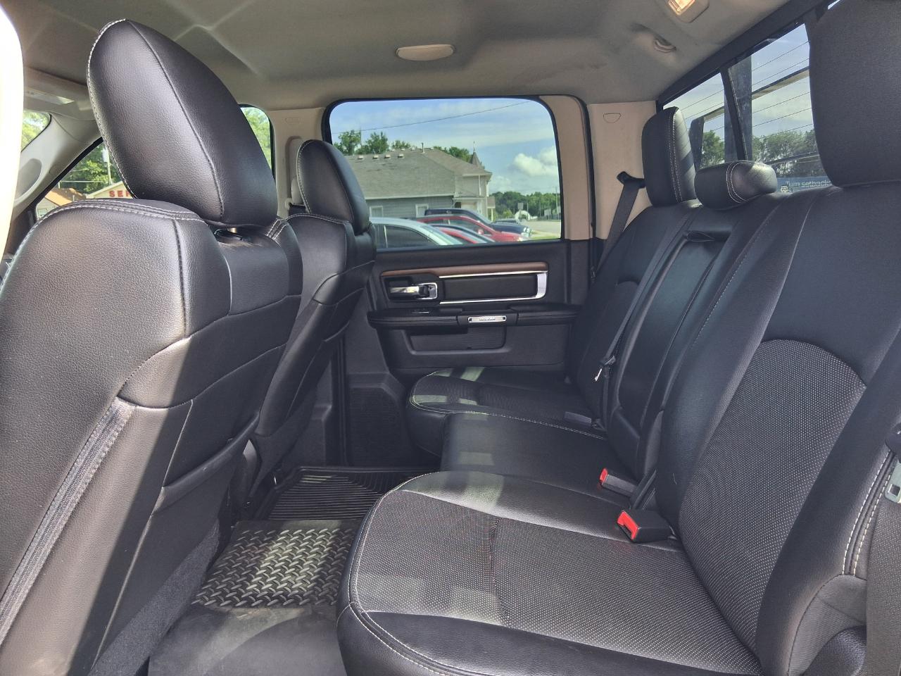 RAM 2500 Laramie Crew Cab SWB 4WD 2013
