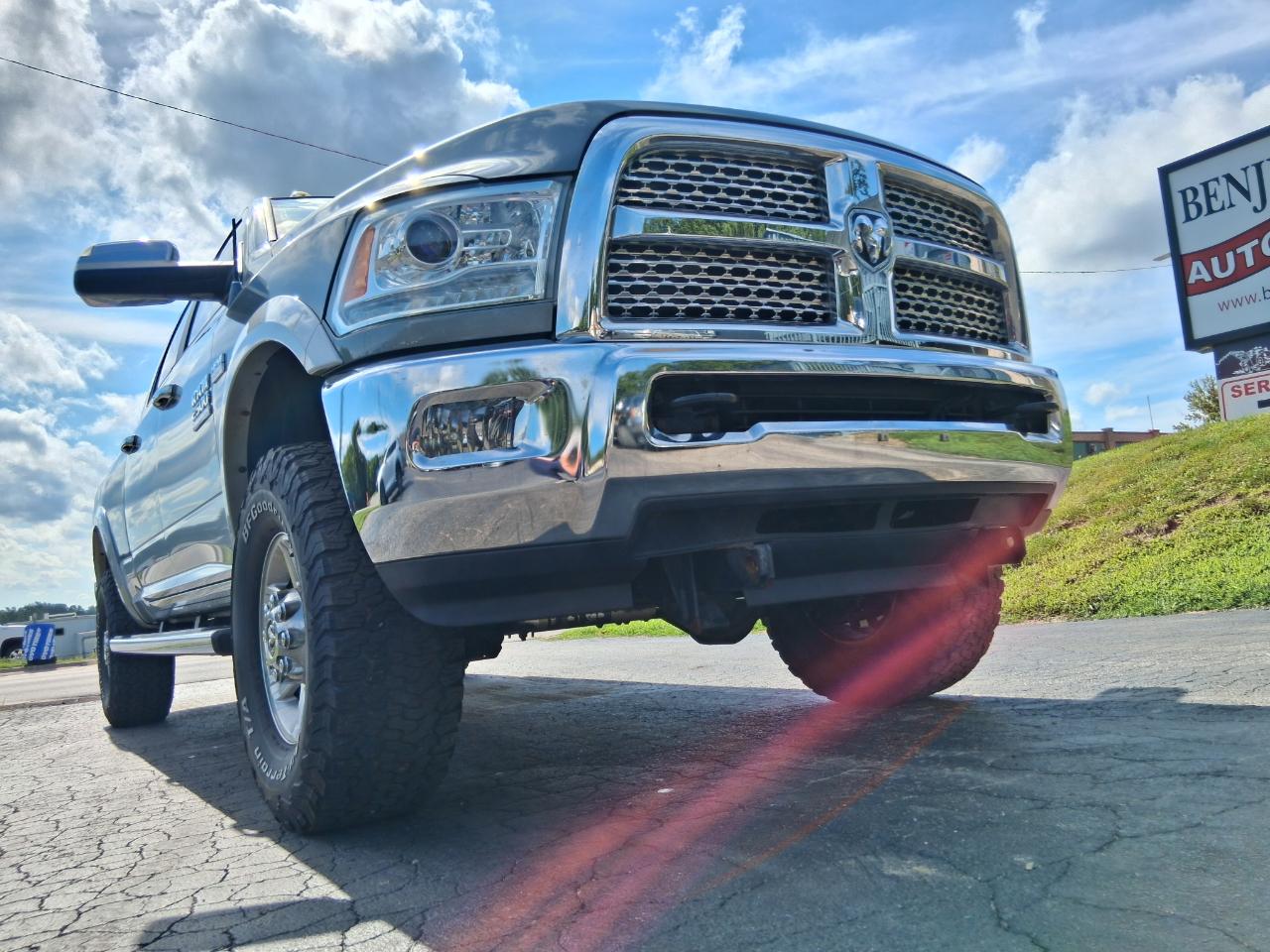 RAM 2500 Laramie Crew Cab SWB 4WD 2013