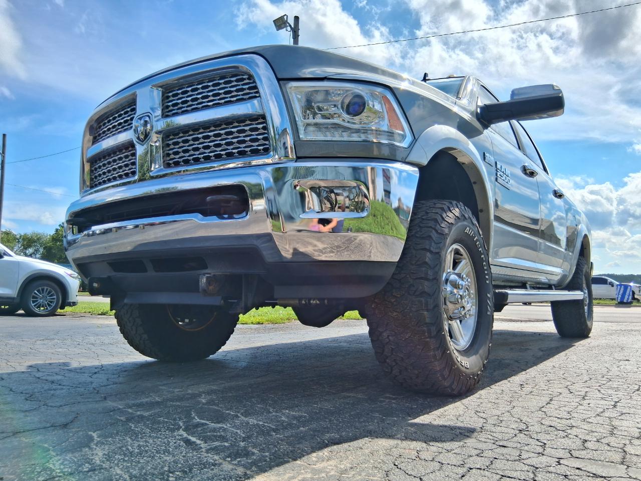 RAM 2500 Laramie Crew Cab SWB 4WD 2013