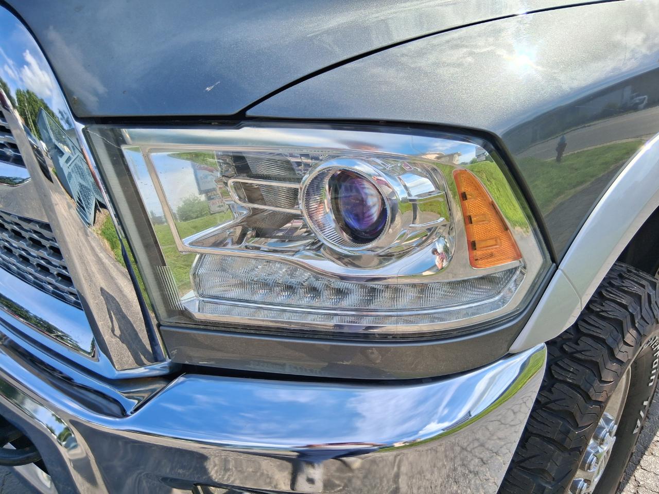 RAM 2500 Laramie Crew Cab SWB 4WD 2013