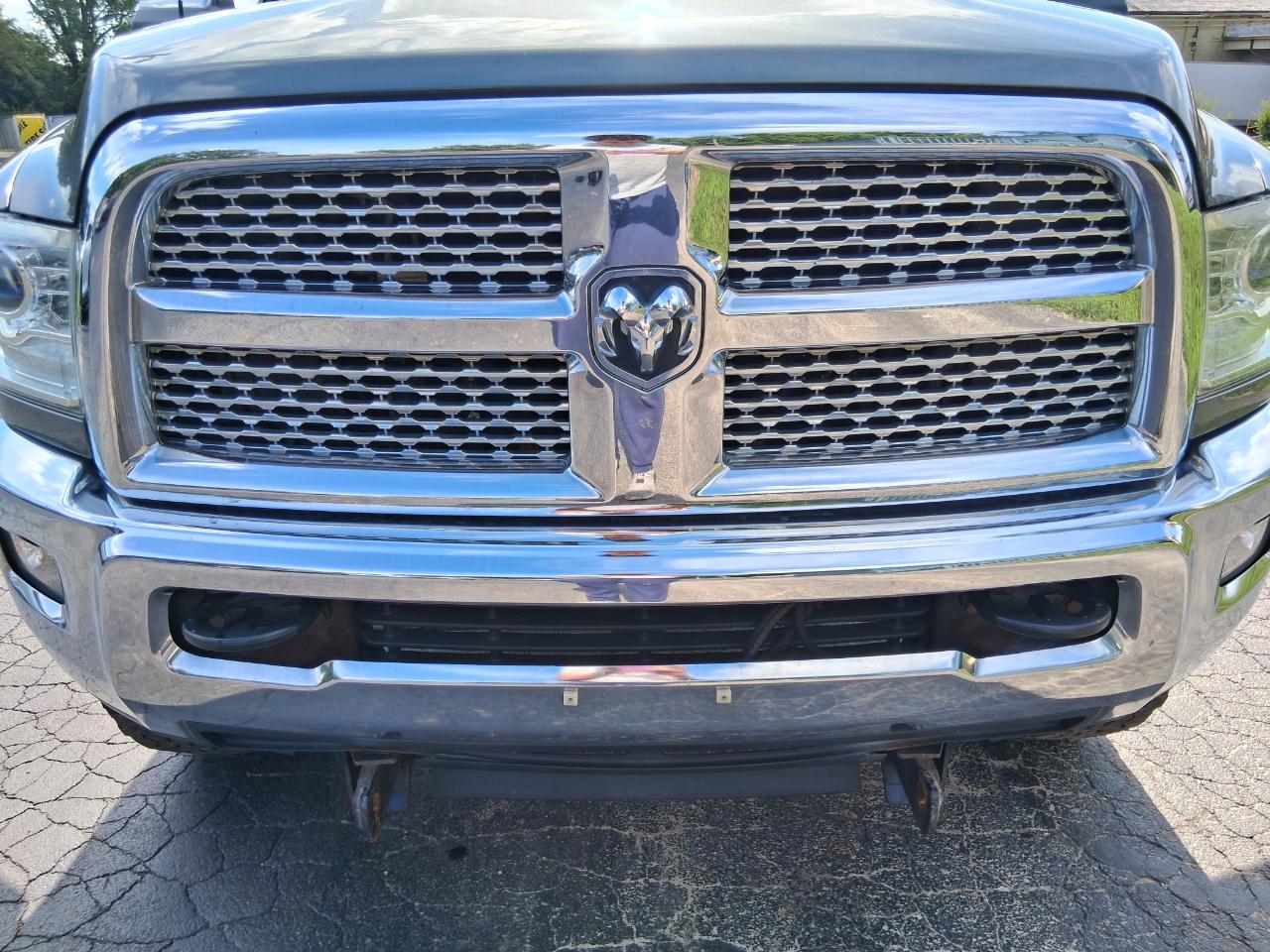 RAM 2500 Laramie Crew Cab SWB 4WD 2013