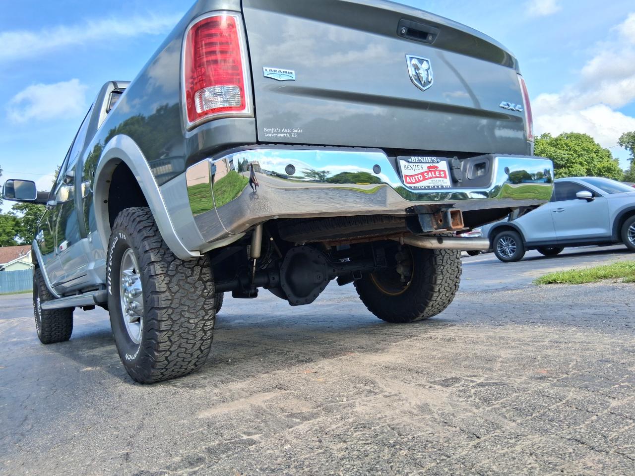 RAM 2500 Laramie Crew Cab SWB 4WD 2013