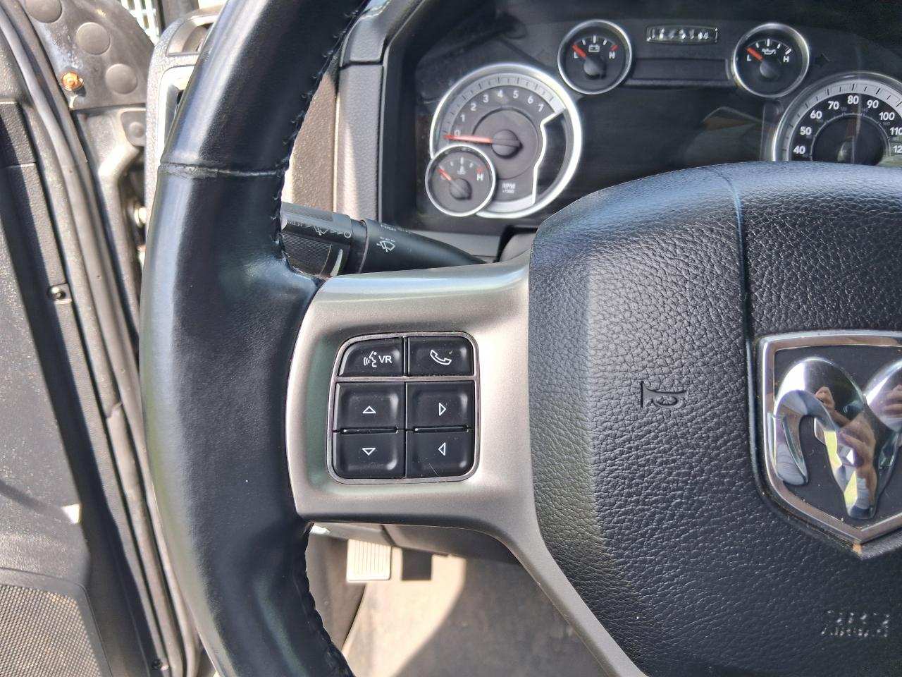 RAM 2500 Laramie Crew Cab SWB 4WD 2013