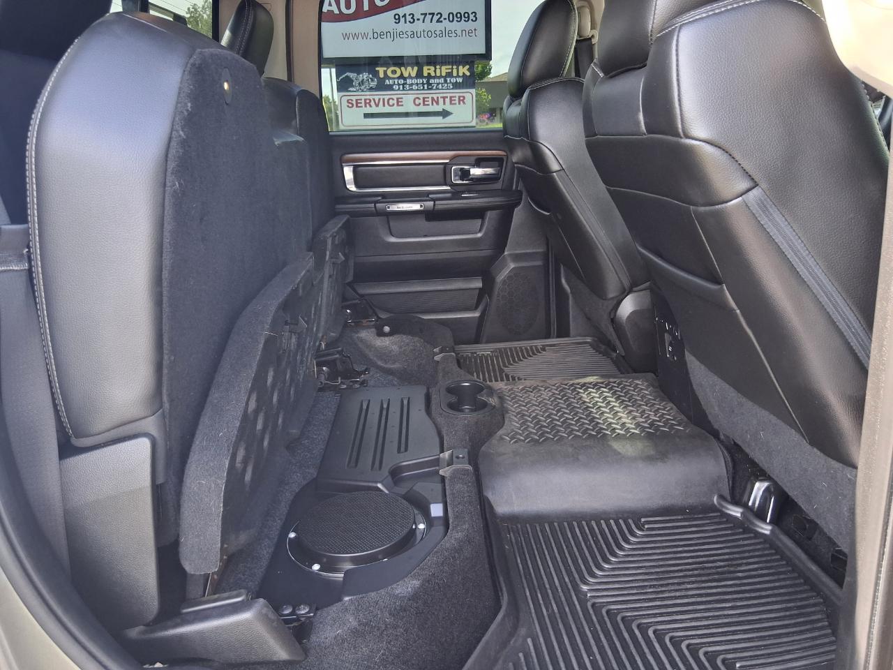 RAM 2500 Laramie Crew Cab SWB 4WD 2013